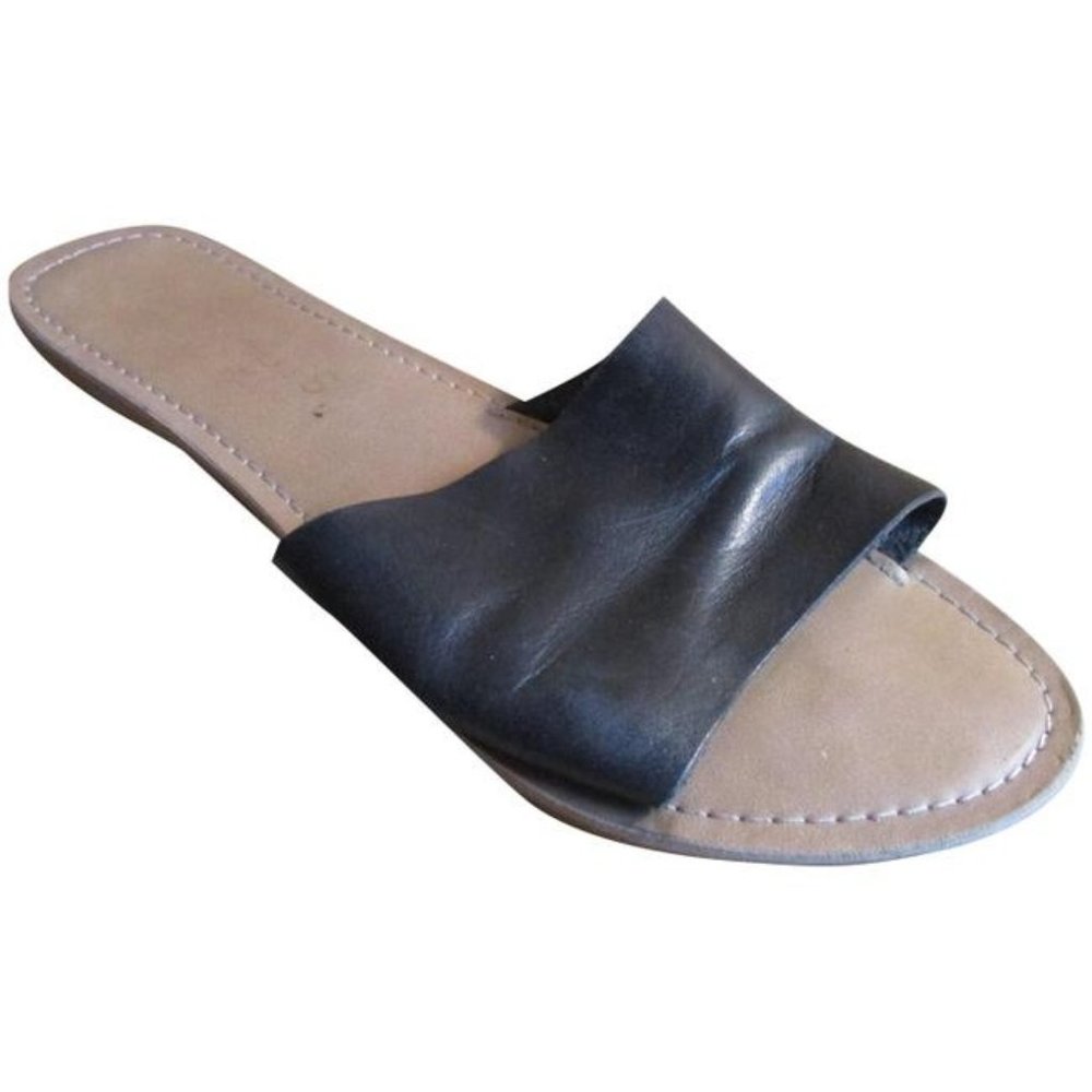 SAC*Matisse Black Coconuts By Cabana Slide Sandals